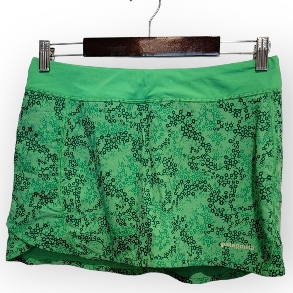 Patagonia Nine Trails Green Geometric Design Running Skirt Skort Tennis Size S